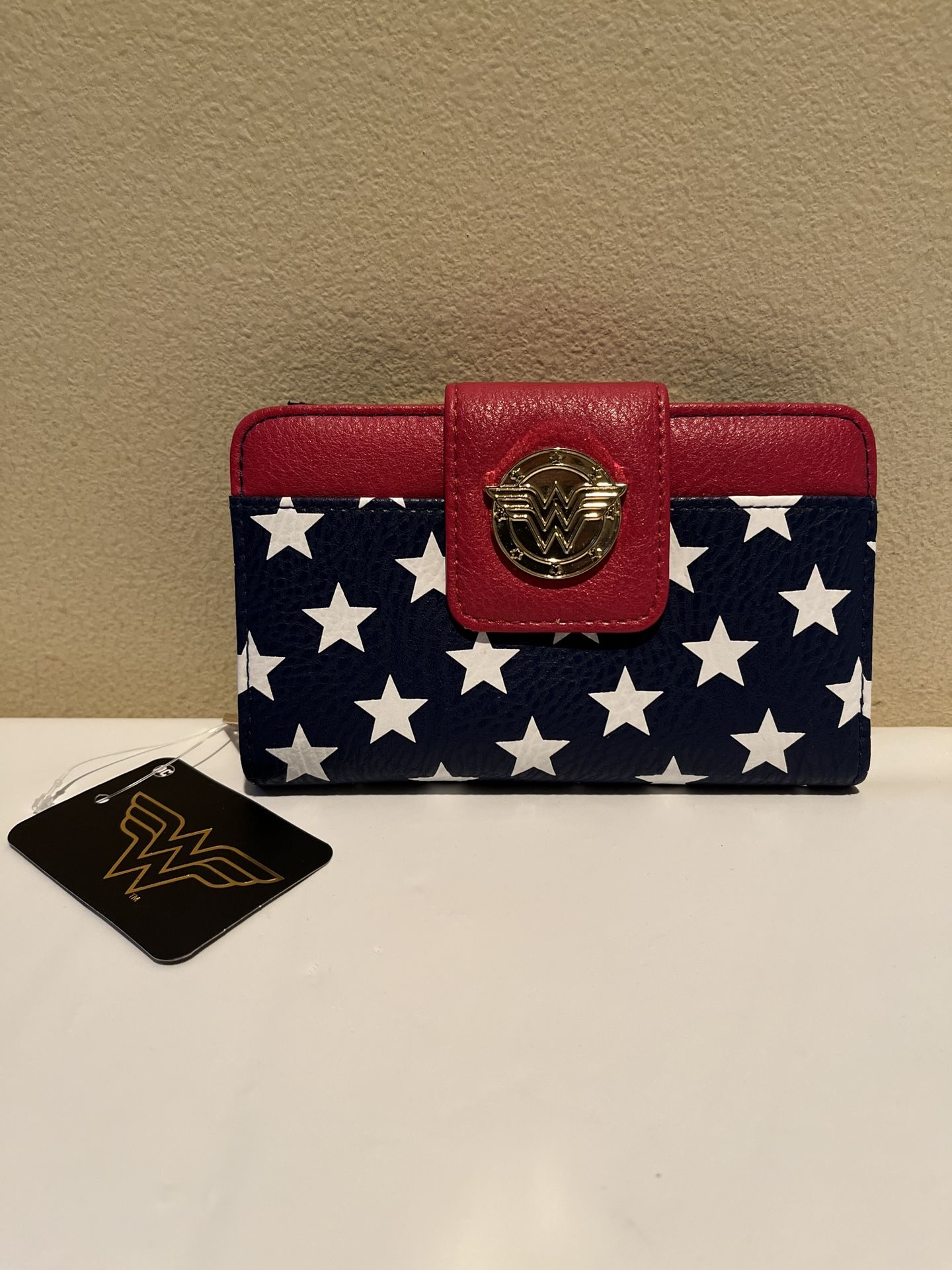 DC Comics Wonder Woman Stars & Stripes Wallet New