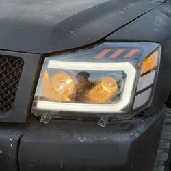 Nissan Titan Headlight’s 
