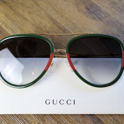 Gucci Aviator Sunglasses in Red/Green