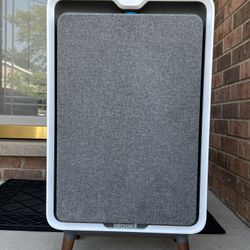 BISSELL Air 320 Smart Air Purifier 2768A w/ HEPA & Carbon Filters - White/Grey, Works Great!