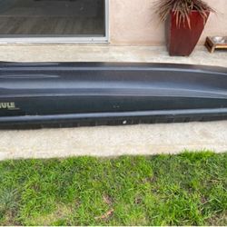 Thule frontier cargo box