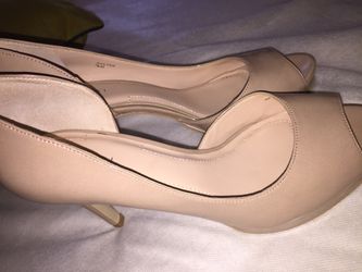 Nude tahari heels new