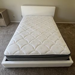 Pottery Barn Teen Jamie Upholstered Bed and Serta Armisted Plush Euro Top Set in Full