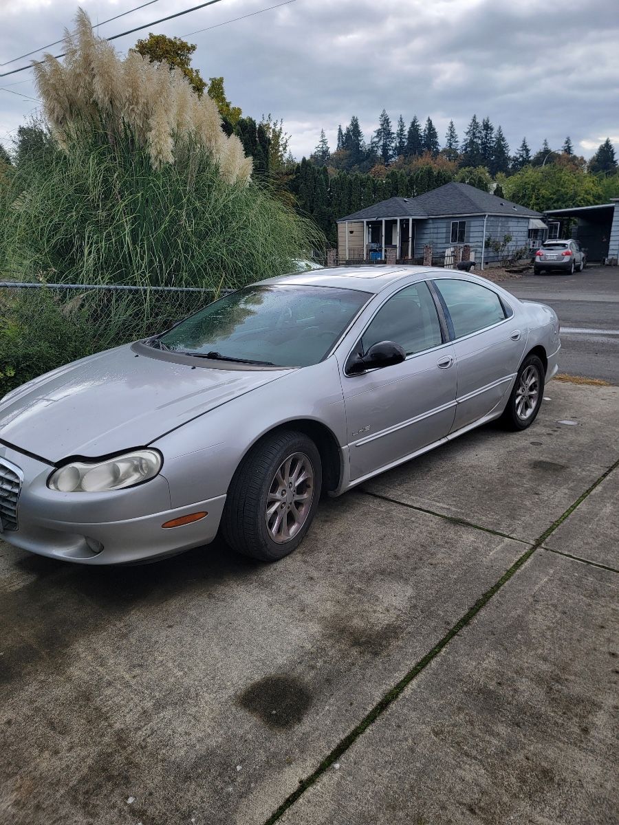 2000 Chrysler LHS