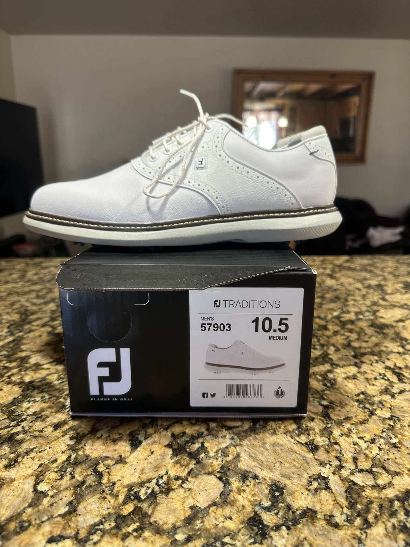 FootJoy Tradition Golf Shoes