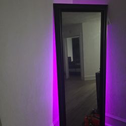 Mirror 