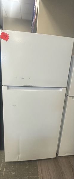 Apartment Size Refrigerator