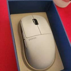 Pulsar X2V2 Size 2 Medium Gaming Mouse 