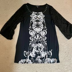 Women’s Black And White Dress