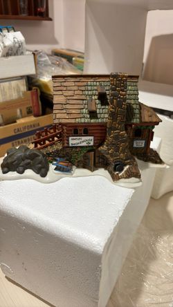 Dept 56. New England Village Series Semples  Smokehouse.