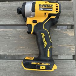 New 20v Dewalt Atomic Brushless Impact Driver Only