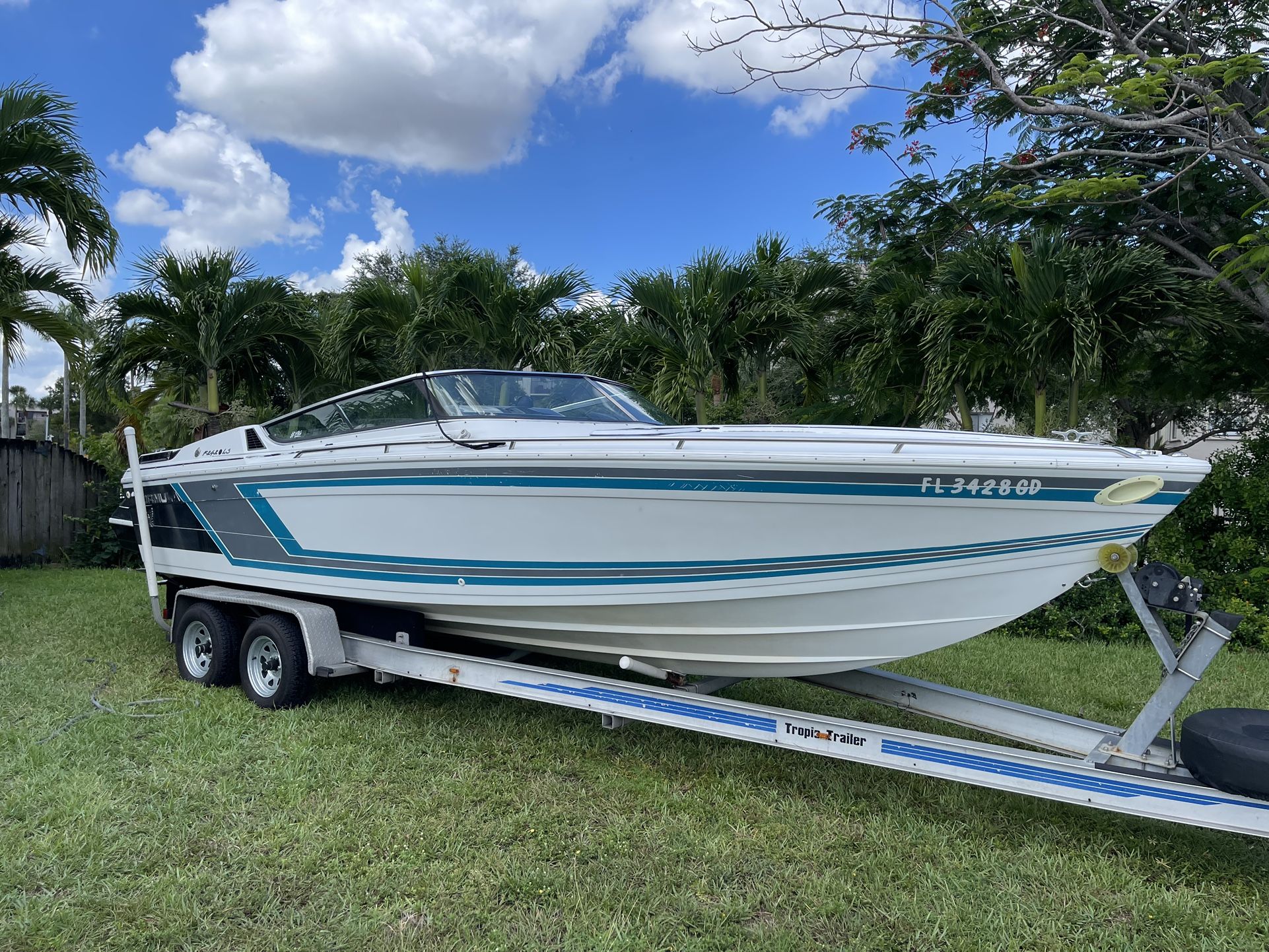 1989 FORMULA 242LS