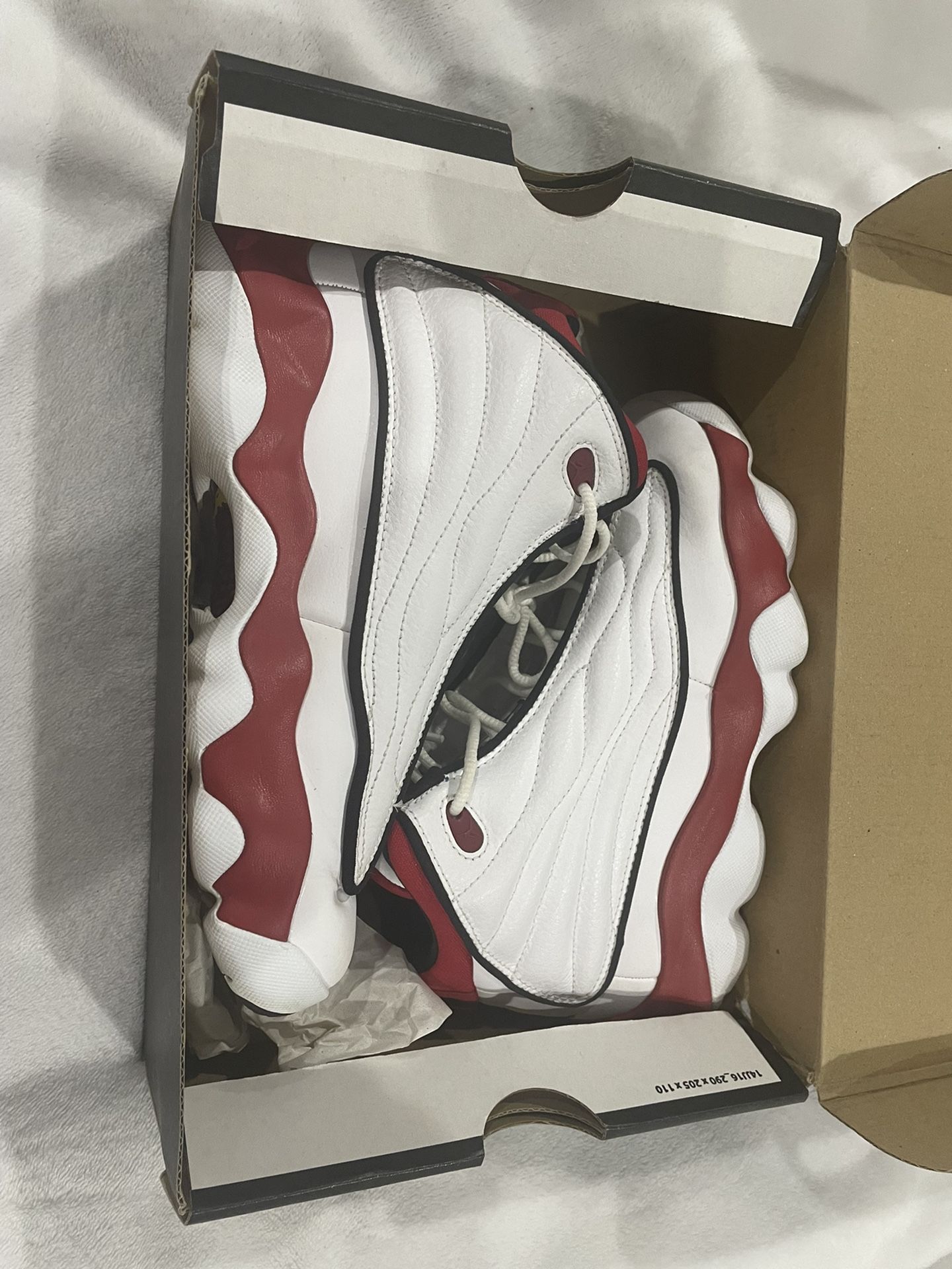 Jordan Pro Strong ( GS) Youth 4