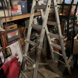 Ladder Adjustable 