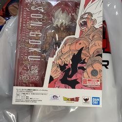 Super Saiyan Son Goku Legendary Super Saiyan Genkidamatsuri Edition S.H.Figuarts