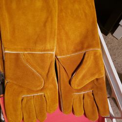 4 Pair 16" Welders Gloves. 
