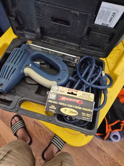Electric neil gun. Good conditions