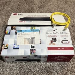 LG BP175 Streaming Blu-ray Disc DVD Player + CD & USB Music Transmission - comes in box with manual