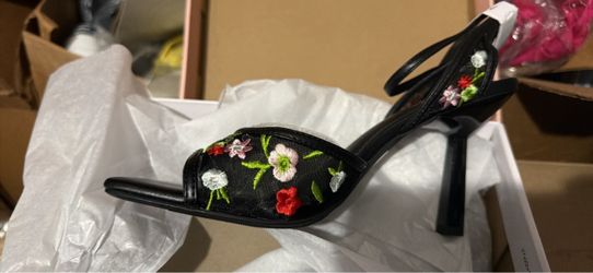 Wild pair Black Floral Embroidered Strappy Heeled Sandal