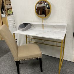 Vanity w/ Chair 