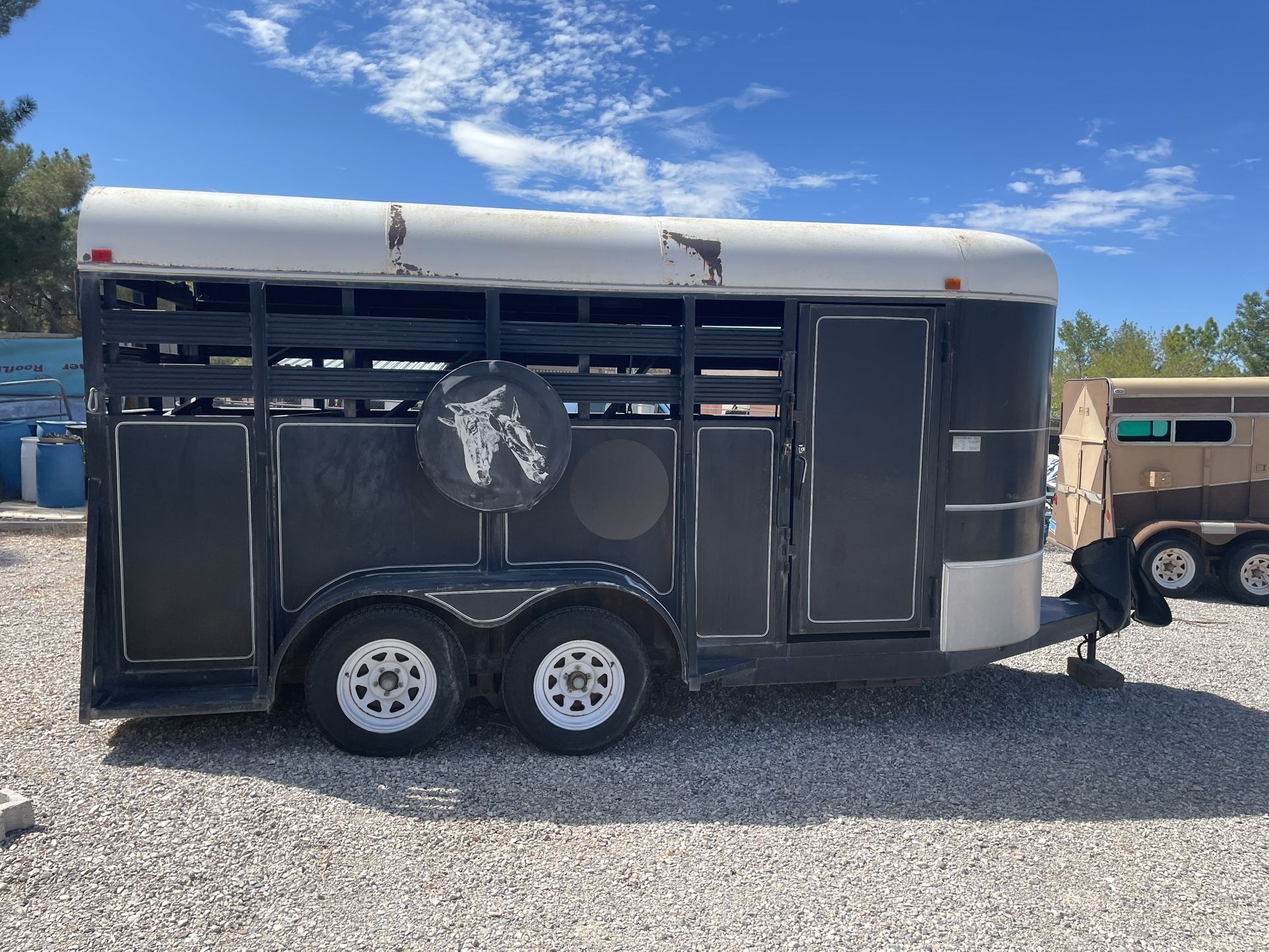 Mohawk 3 HORSE SLANT LOAD TRAILER
