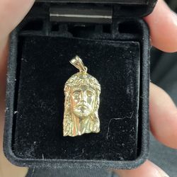 10k Hollow Gold Jesus Pendant