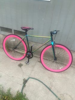 Rainbow single Speed Fixie Bike Pink Tires