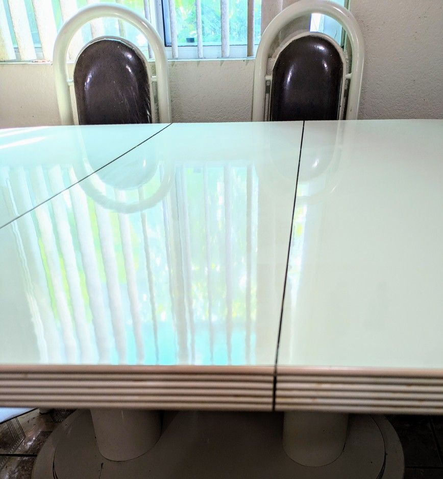 Vendo Este Comedor Completó