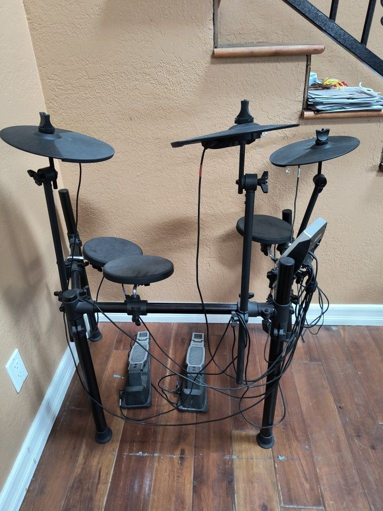 PENDING Pickup/Alesis Electric Drum 