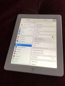 iPad 4th Generation ( Unlocked )
