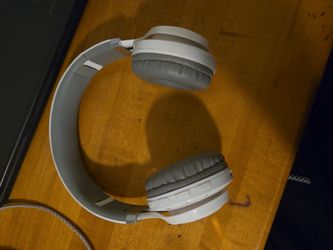 iLive Bluetooth Headphones