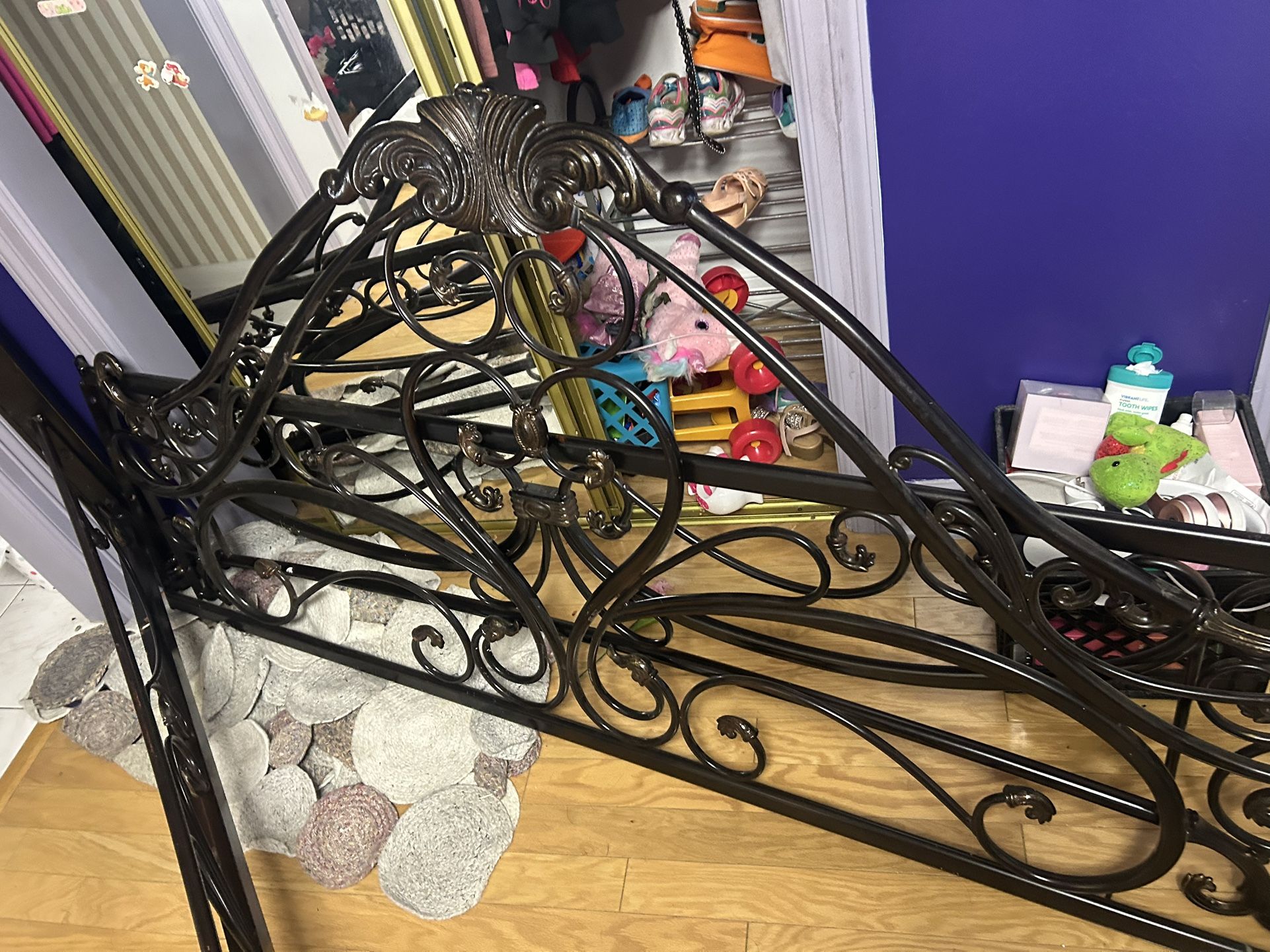 Heavy Duty Rod King Size Bed Frame