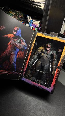 Neca King Kong Abstract Figure