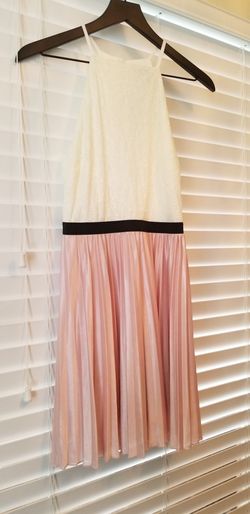 Vestido formal de niña