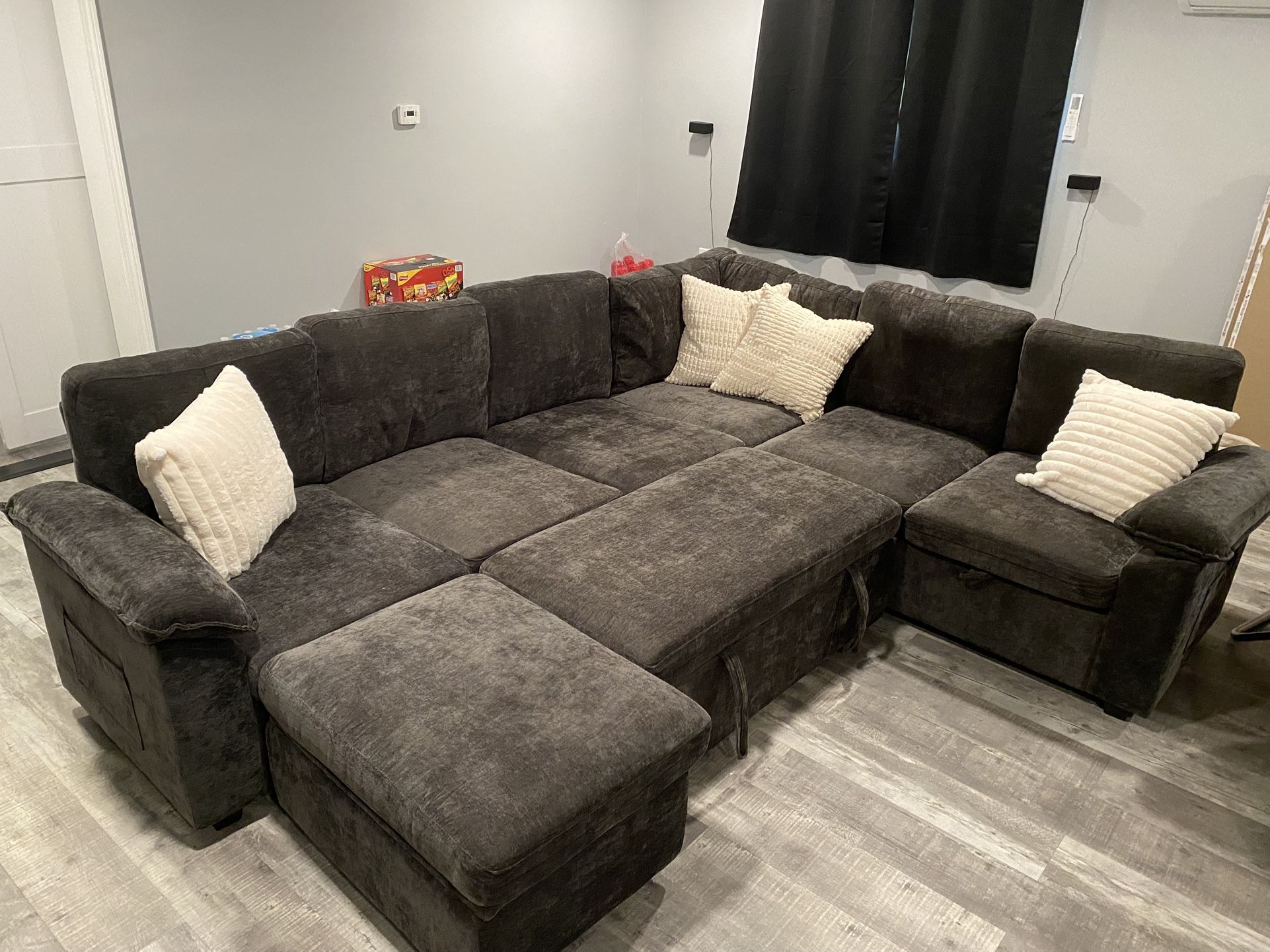 Sectional With Possible Bed & Ottoman
