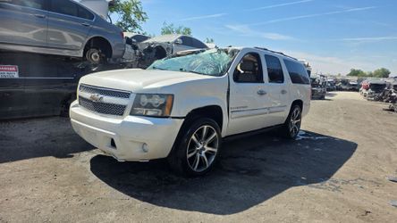 2008 CHEVROLET SUBURBAN PARTING OUT PARTS