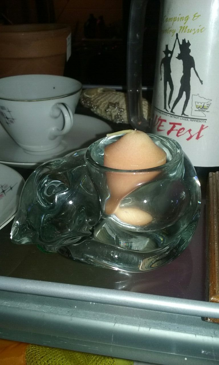 Cat candle holder