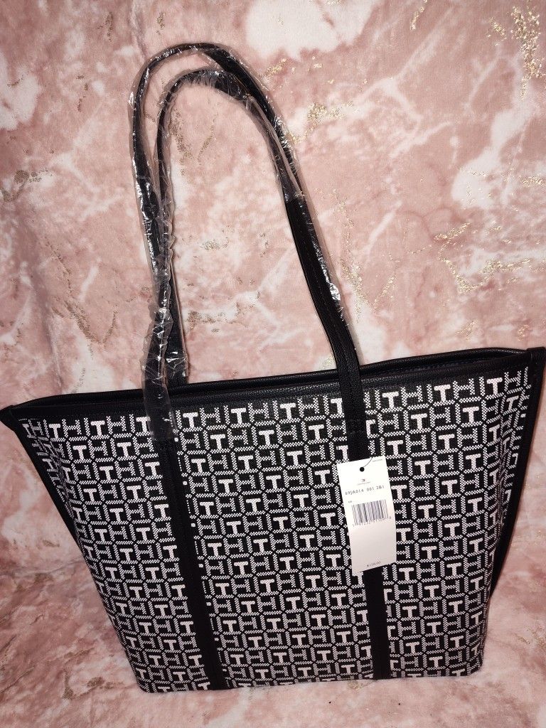 Tommy Hilfiger Tote