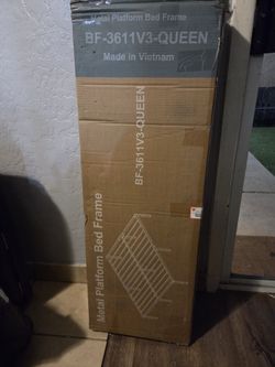Metal Platform Bed Frame Queen BF-3611V3