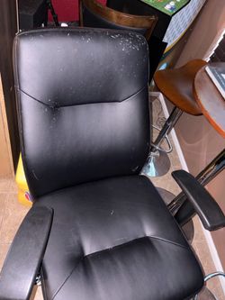 Desk chair