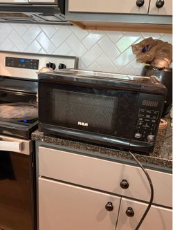 RCA Microwave (Works Perfect)