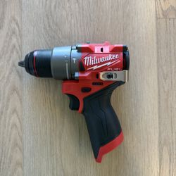New Milwaukee M12 Fuel 1/2in Hammer Drill Tool