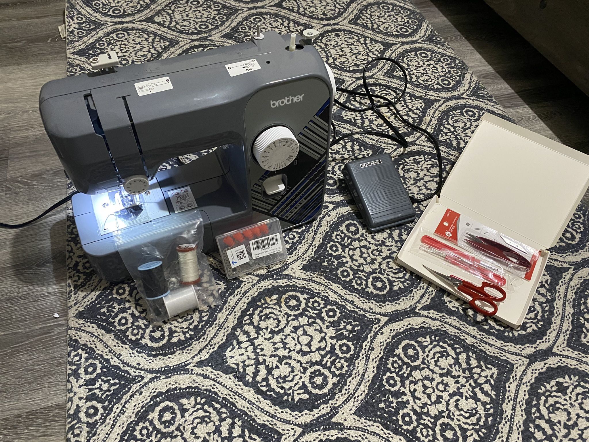 brother RLX3817G Sewing Machine 