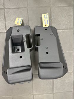 Bumper Mounting Bracket for Freightliner Cascadia 2018+