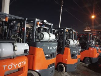 FORKLIFT TOYOTA 3000#