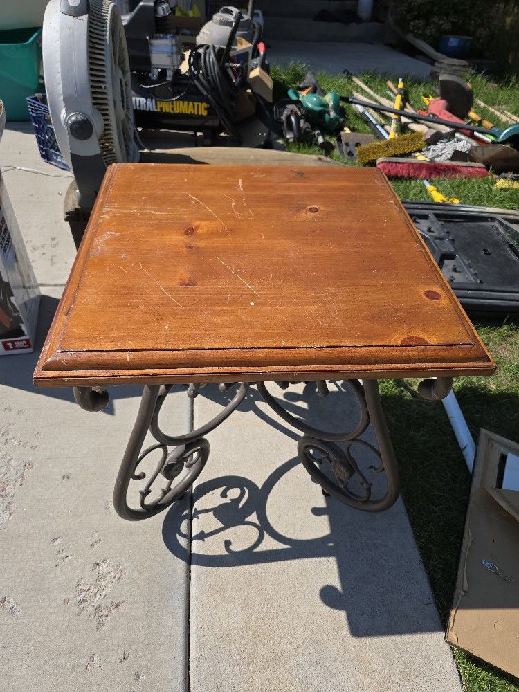 Square End Table with Metal Base
