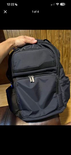 day trip backpack black