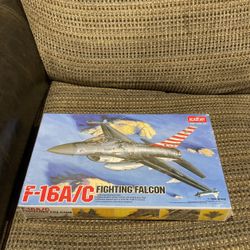 Vintage F-16A/C. Fighting falcon jet model.