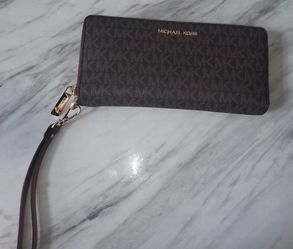 Michael  KORS JET SET TRAVEL WRISTLET