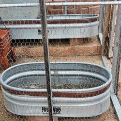 Behlen Galvanized Raised Planters